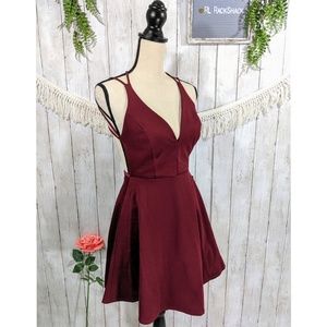LULU'S MINI MAROON STRAP DRESS, SIZE MED